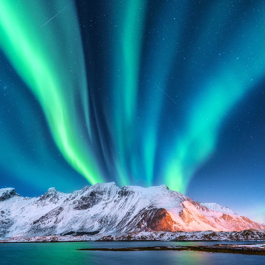 2024 Northern Lights Calendar Paper Pocket